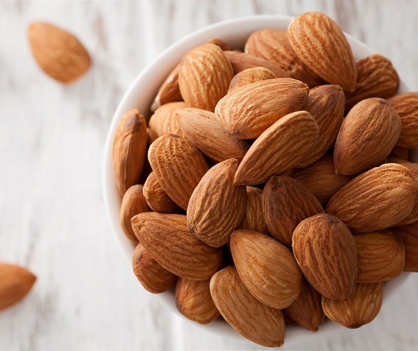 1571203120 roasted almonds
