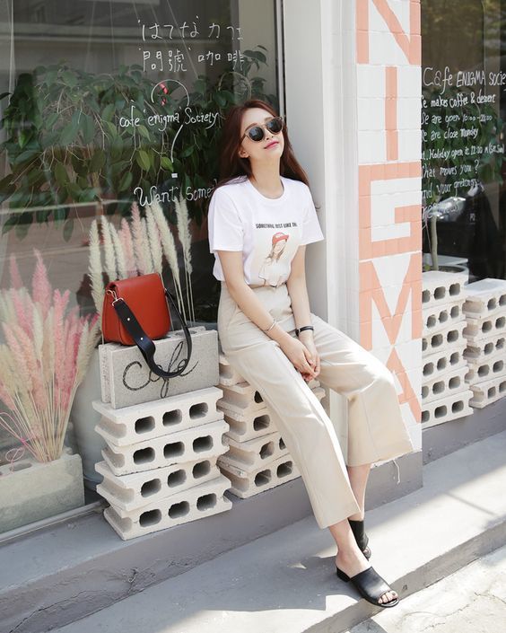 เสื้อผ้าแฟชั่น เสื้อสีมงคล สีเสื้อเสริมดวง สีเสื้อประจำวัน