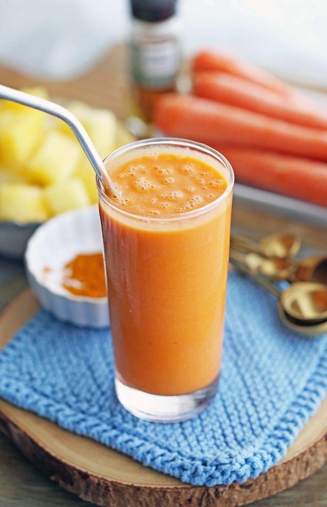 1582790038 turmeric pineapple carrot smoothies featured scaled