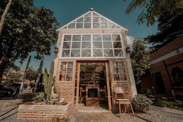 คาเฟ่ คาเฟ่บางแสน ร้านกาแฟ บางแสน ทะเล ที่เที่ยวบางแสน ร้านอาหารบางแสน