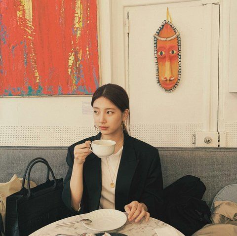คาเฟ่ ถ่ายรูป สาวเกาหลี ไอเดียถ่ายภาพ ไอเดียโพสท่า