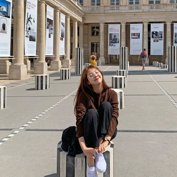 คาเฟ่ ถ่ายรูป สาวเกาหลี ไอเดียถ่ายภาพ ไอเดียโพสท่า