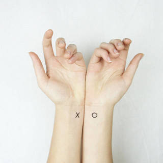 Tiny Tattoos | 15 แฟชั่น รอยสักจิ๋ว น่ารักๆ สไตล์ 'มินิมอล'