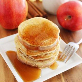 แพนเค้กสูตรเด็ด 'Apple Pancake Rings' ทำง่ายเเถมได้ประโยชน์