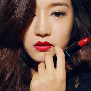 4 สุดยอดเฉดสี "Lipstick" สำหรับหน้าหนาวนี้!!(。ˇ ⊖ˇ)♥