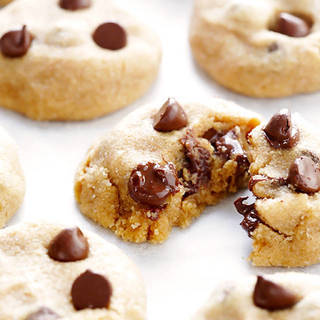 1446697362 1445693341 4 ingredient peanut butter chocolate cookies 8