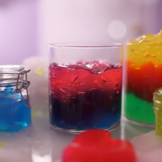 Fun Bath Jellies ไอเดีย 'DIY' เปลี่ยนสบู่ธรรมดาๆ ให้มีสีสันน่าใช้กัน!!!!