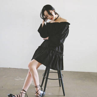 Mini black dress : เดรสสีดำ ไอเทมเบสิคที่สาว ๆ ควรมีติดตู้