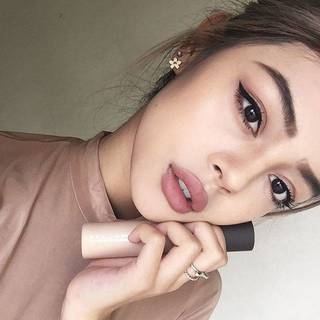 เทคนิคแต่งหน้าโทนสี Mauve ลุคสวยเซ็กซี่แบบฝรั่ง