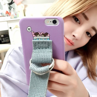 ตามกระแส "หิ้วมือถือ" กับ SECOND UNIQUE NAME เคสมือถือสุดแนว