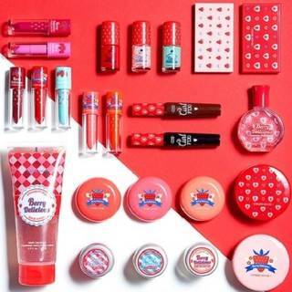 น่ารักมาก!!! ETUDE HOUSE BERRY DELICIOUS คอลเลคชั่นเครื่องสำอางในธีมสตรอเบอร์รี่