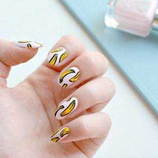 'Banana Nail Art' เพ้นท์เล็บลายกล้วย ให้สวยแบบกล้วยๆ