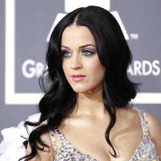 1467018120 1463286656 katy perry hair