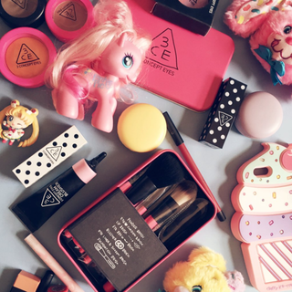 รีวิว Brush Set : 3CE กล่องสีชมพูสดใสแซ่บซ่า