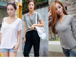 เเฟชั่นเสื้อคอวีที่สาวๆ ควรมีใส่ในหน้าร้อน