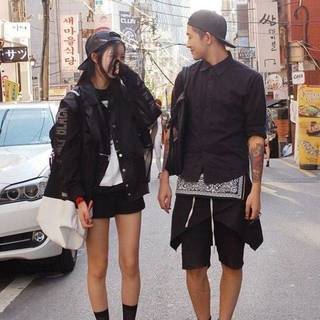 6 พฤติกรรมที่บอกว่า ผู้ชายที่เราแอบชอบ เขาก็ 'ชอบเรากลับ' เหมือนกัน
