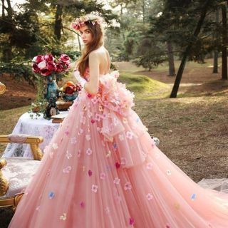 รวม 30 ชุดเจ้าสาวสีชมพู สวยหวาน เหมือนเจ้าหญิง!