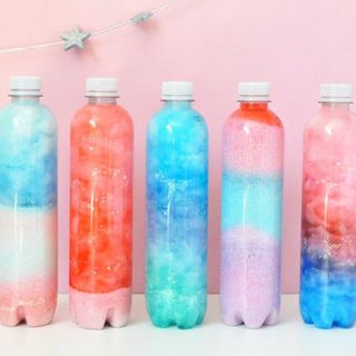 Recycled Bottle Art งานศิลปะแสนสวยจากขวดพลาสติกเหลือใช้