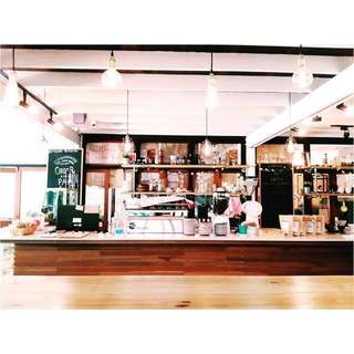 Phil Coffee Company ร้านกาแฟน่ารักนั่งชิลล์