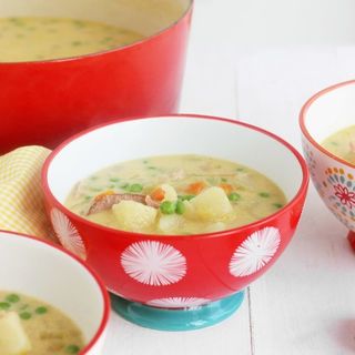Ham and Potato Soup เมนูซุปร้อนๆ หอมกรุ่น กินแล้วอบอุ่นถึงใจ