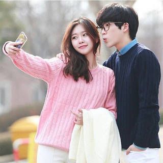 15 ท่าโพสถ่ายรูปน่ารักเอาไว้ถ่ายคู่กับแฟน