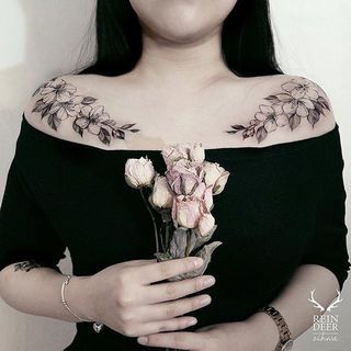 40 ไอเดียรอยสัก " ดอกไม้ " สไตล์ลายสเก็ตช์ สวย ชิค เท่ ที่สาวๆ ต้องลอง