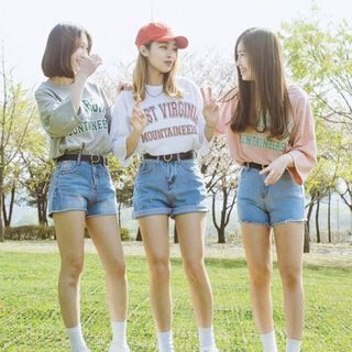 แฟชั่นวันสบายๆ ส่งตรงจากเกาหลี จะอยู่กับใคร จะใส่วันไหนก็สวย!