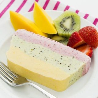 สูตรไอศครีมผลไม้ ทำง่ายๆ ใช้สวนผสมแค่ไม่กี่อย่าง