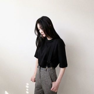 ไอเดียรูปแบบการแต่งตัวให้ถูกกาลเทศะ ด้วยโทนสีดำเทาขาว
