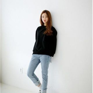 จับคู่แมทช์เสื้อ "สเวตเตอร์" ให้ดูสวยในฤดูหนาว