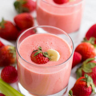 1438052086 1436761764 strawberry smoothie 3