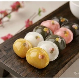 มารู้จักวิธีทำ "ซงพยอน" ขนมเกาหลี สีสวยเนื้อนุ้มนุ่ม!!