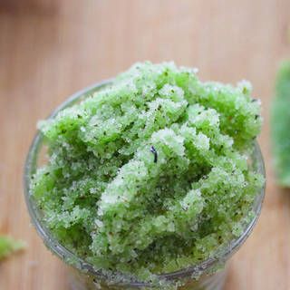 1480394899 1448562508 green tea sugar scrub 1 of 1
