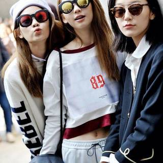แฟชั่นแว่นกันแดดทรงกลม 'Round Sunglasses' สุดชิค สไตล์ 90s