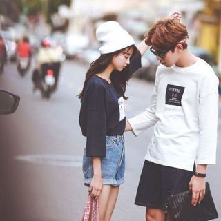 30 ไอเดีย 'ชุดคู่รักสไตล์วัยรุ่น' สวมใส่เป็นคู่ น่ารักไปอีก!