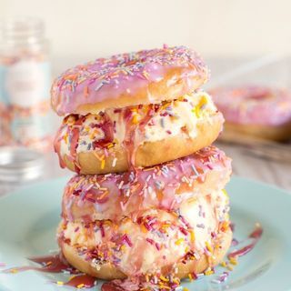 Funfetti Donut Icecream Sandwich เมนูขนมหวานอร่อยง่ายทำแป๊บเดียวเดี๋ยวก็เสร็จ