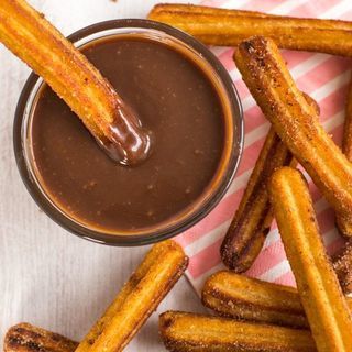 Mexican Chocolate Cayenne Churros สูตรขนมชูโรสอร่อยเด็ดเผ็ดสะท้านถึงทรวง