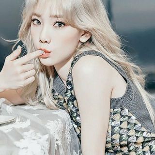 ดีเริ่ดรวมทรงผมสีผมของ Taeyeon วง SNSD แม่ก็คือแม่จำไว้ค่ะซิส