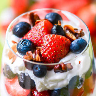 1442588159 1439524386 strawberry blueberry yogurt parfait 34