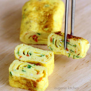 เมนูไข่ม้วนแสนอร่อย ทำเร็ว ทำง่าย ไม่เปลืองแรง!!