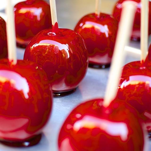 1436333891 apple candy