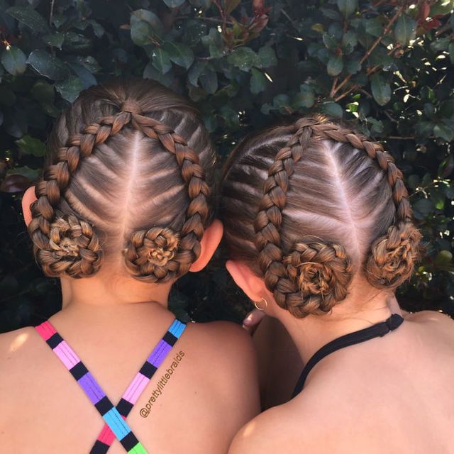 Mom braids unbelievably intricate hairstyles every morning before school 6  700