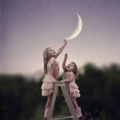 Icon 1436935795 children dream big my passion is to capture it.3  880