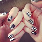 Icon black and white nail designs 37