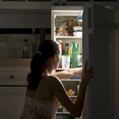 Icon 1437629776 woman eating late night fridge