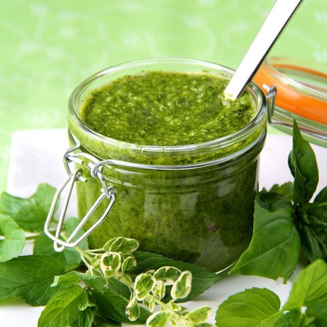 'Basil Mint Dressing' น้ำสลัดใบมินต์ เพิ่มรสชาติให้สลัดจานโปรด ฉบับโฮมเมด