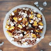 Icon 619f6 popcorn chocolate bark hersheys hello happy summer solstice 7