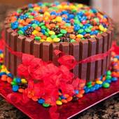 Icon 1438577923 kit kat cake 261 1024x682