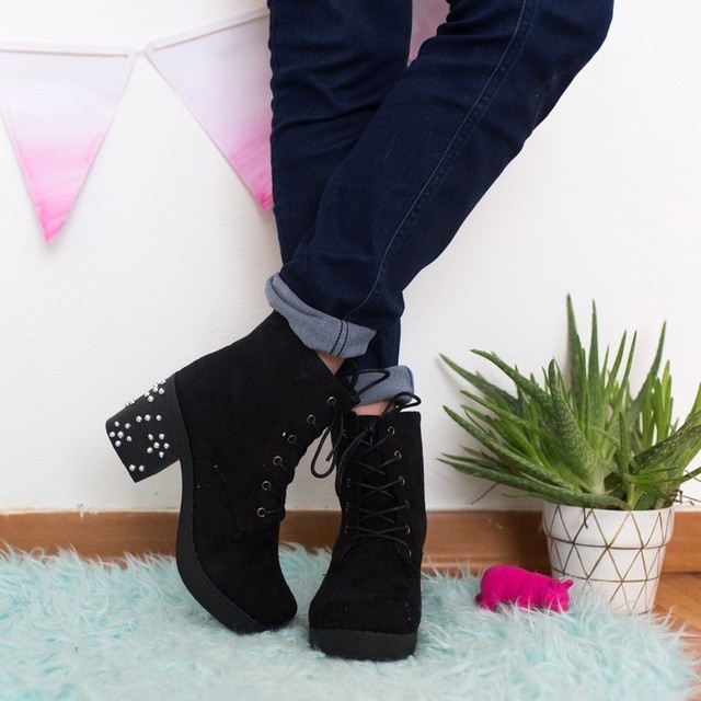 Diy embellished chunky heels 0005