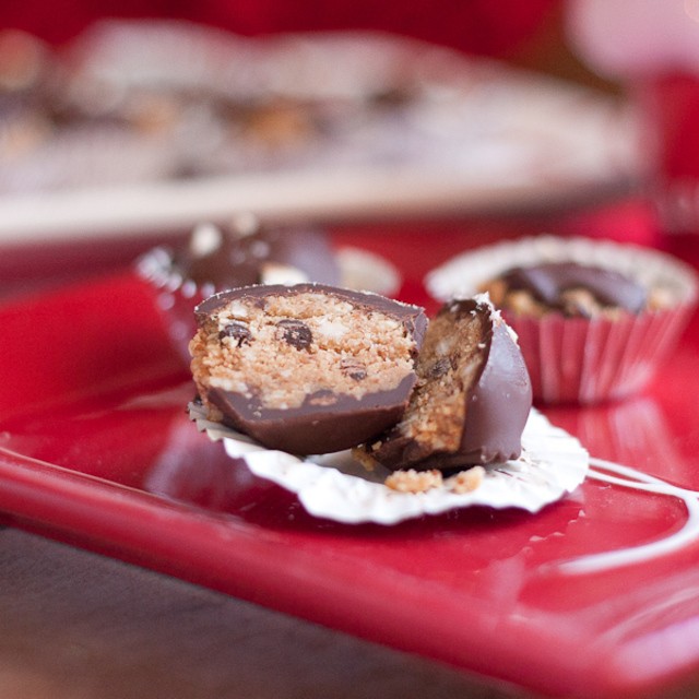 Tasty kitchen blog dark chocolate cookie dough cups 03